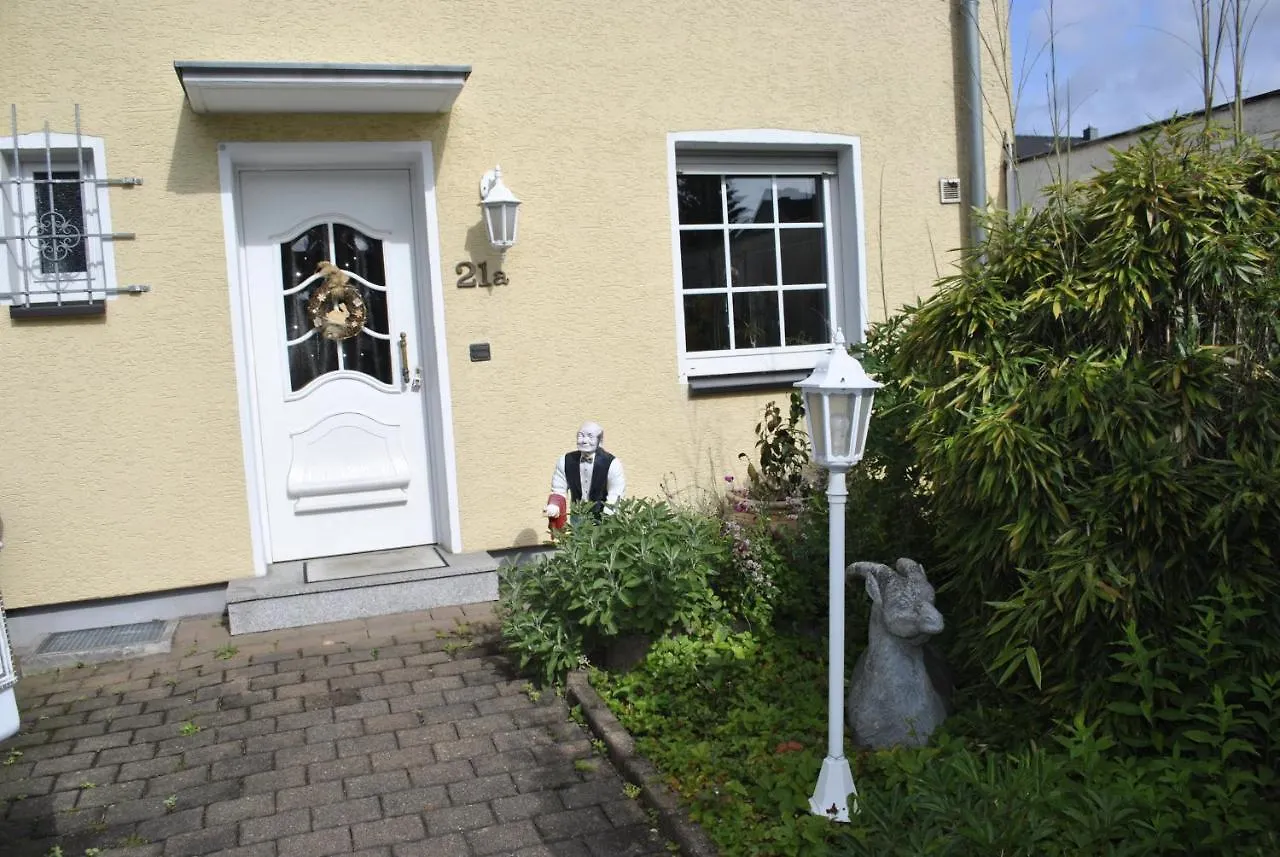 gemütliche Zimmer im Einfamilienhaus Köln 0*,  Deutschland