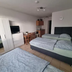 Apartamento Workers-sleep-station, Colonia